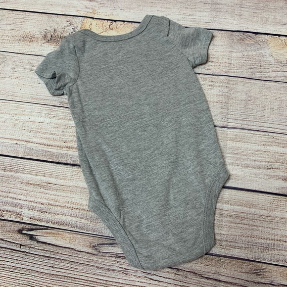 Peanuts Happy Go Lucky onesie Snoopy St.Patrick’s - Picture 2 of 2